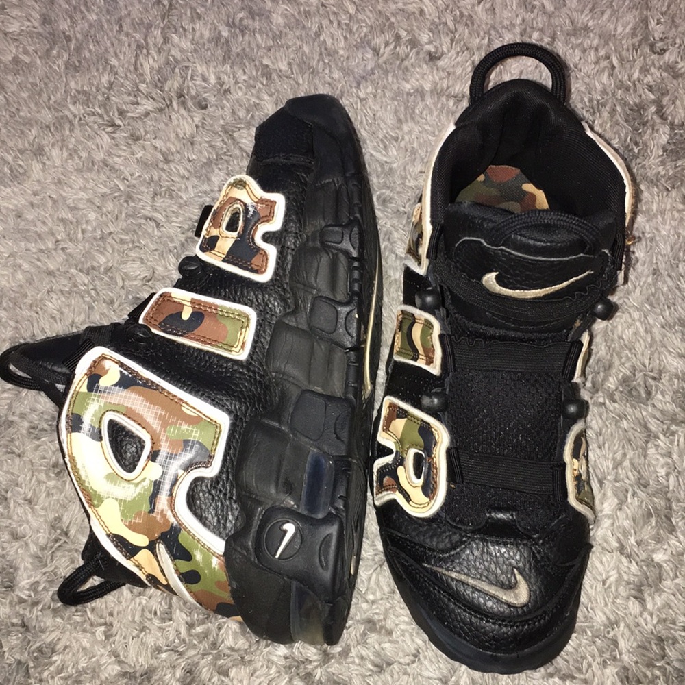 nike air more up tempo